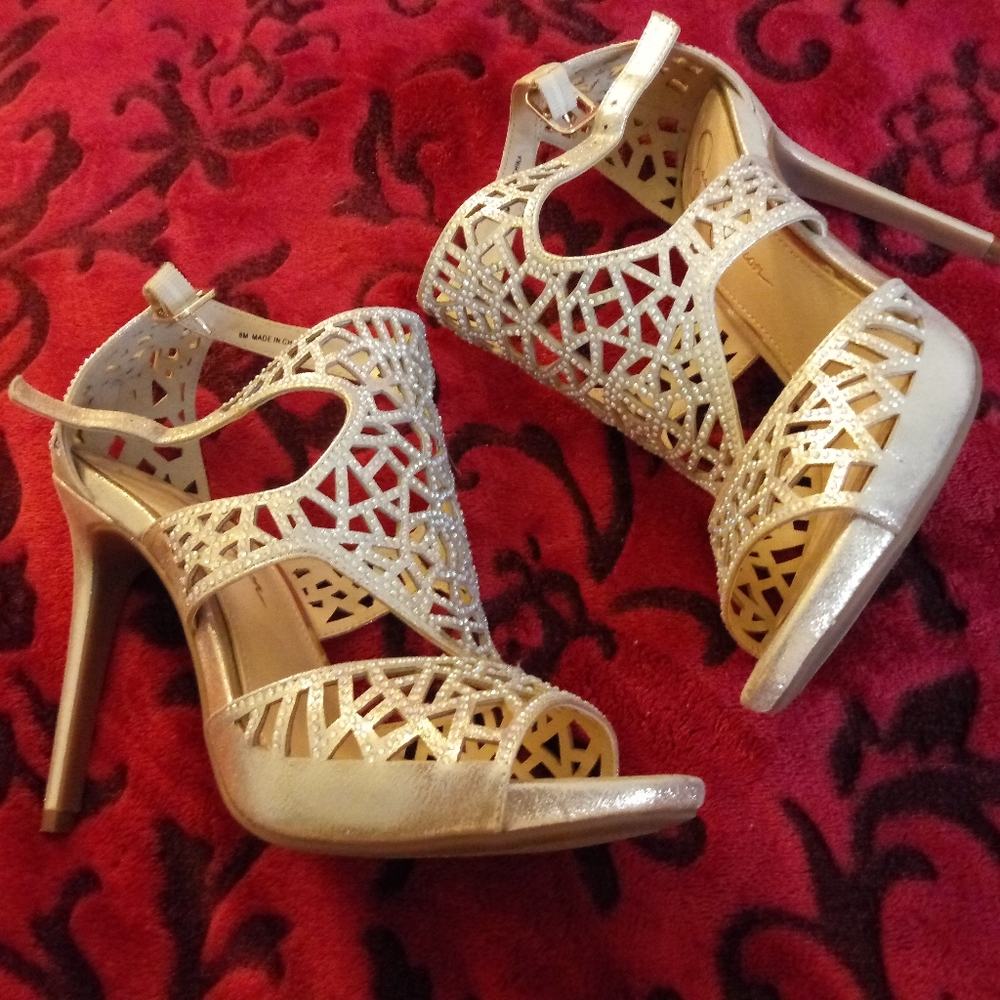 Jessica Simpson heels